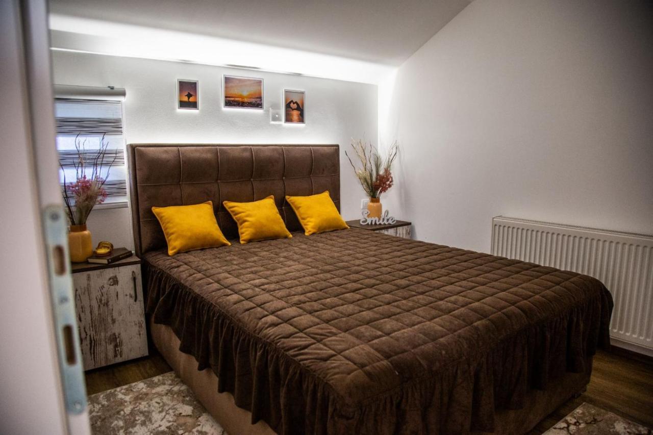 Smile Apartman Pirot Kültér fotó